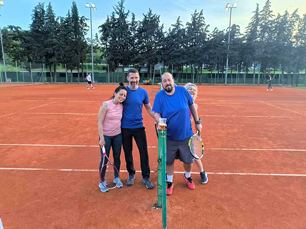 Išijas liga - tenis, radost, zabava, veselje