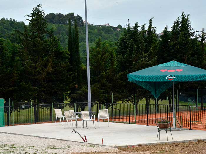 Otpočeli prvu fazu uređenja okoliša